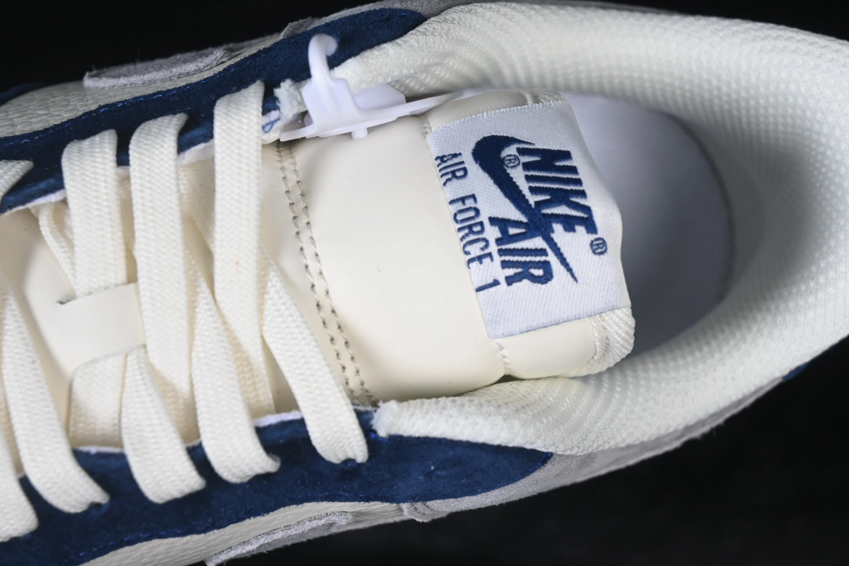 All categories Nk Air Force 1 Air Force series Nk Air Force 1 Low Air Force low-top Nike Air Force 1'07 Low white, gray and blue stitching Air Force 1 low-top casual sneakers HM3703-161